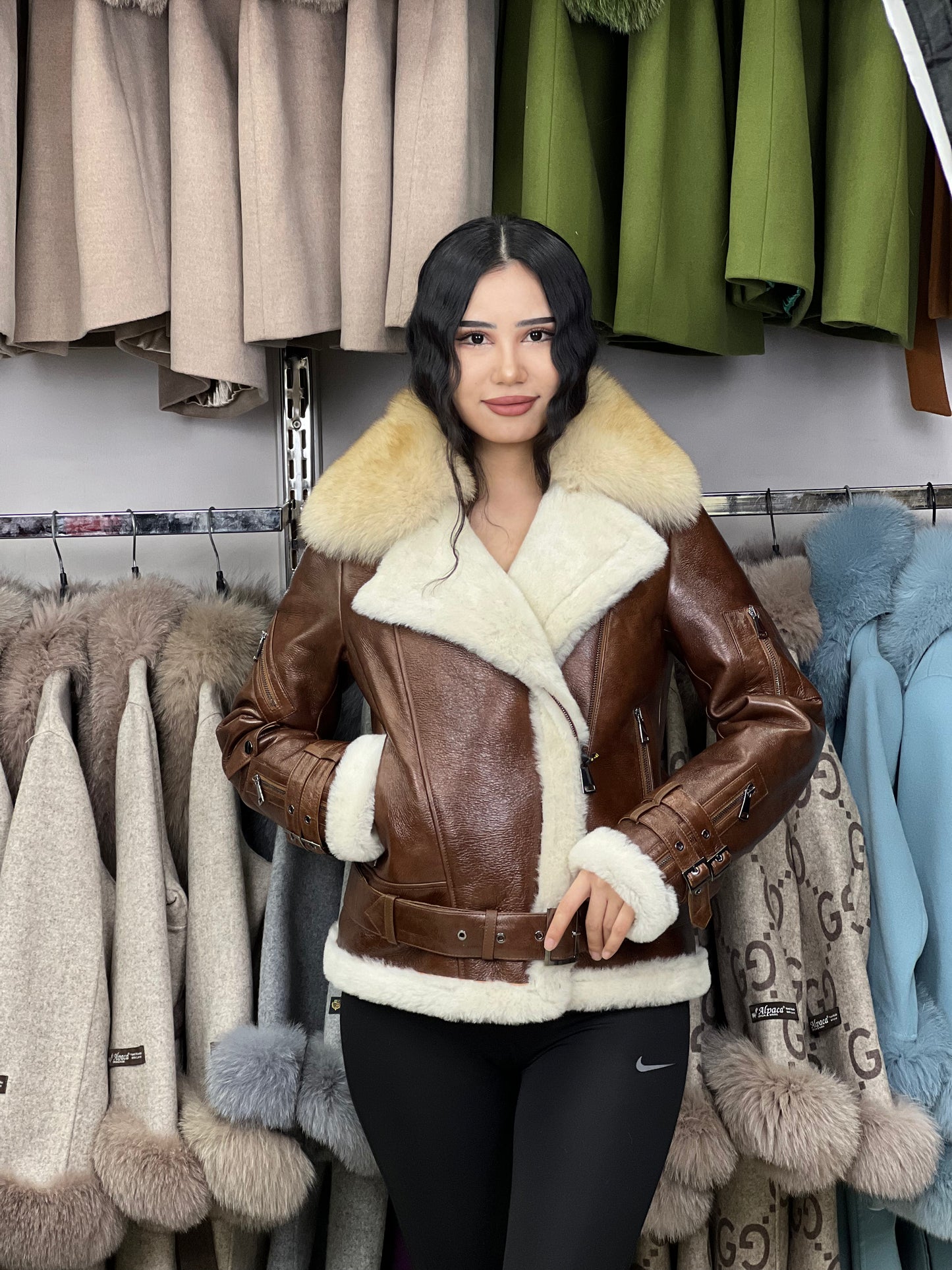 Hakiki Tilki Aksesuarlı Kahverengi Koyun Kürk Manto OZEL1 (Standart Kesim)