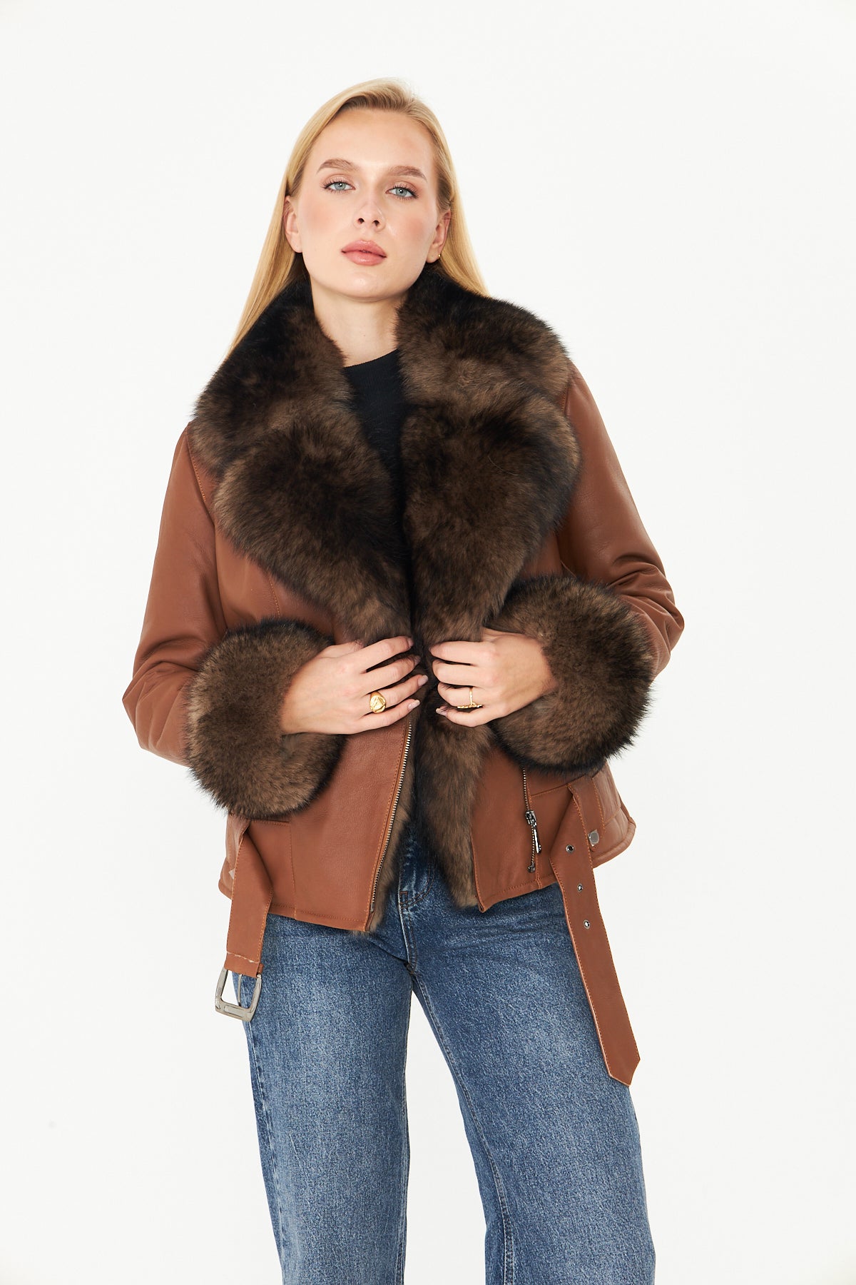 Kadın Tilki Aksesuarlı Hakiki Koyun Kürk Manto BDC122-OZEL6 (Dar Kalıp)