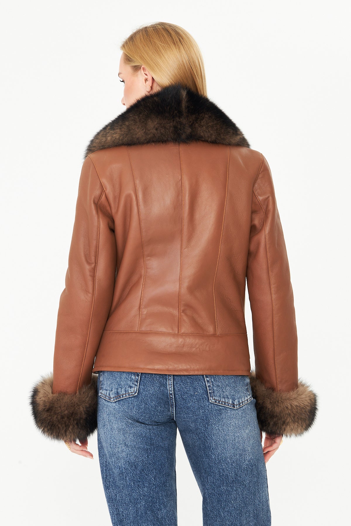 Kadın Tilki Aksesuarlı Hakiki Koyun Kürk Manto BDC122-OZEL6 (Dar Kalıp)